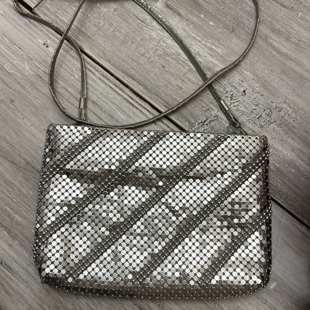 Glamorous vintage 80s Silver Mesh bag